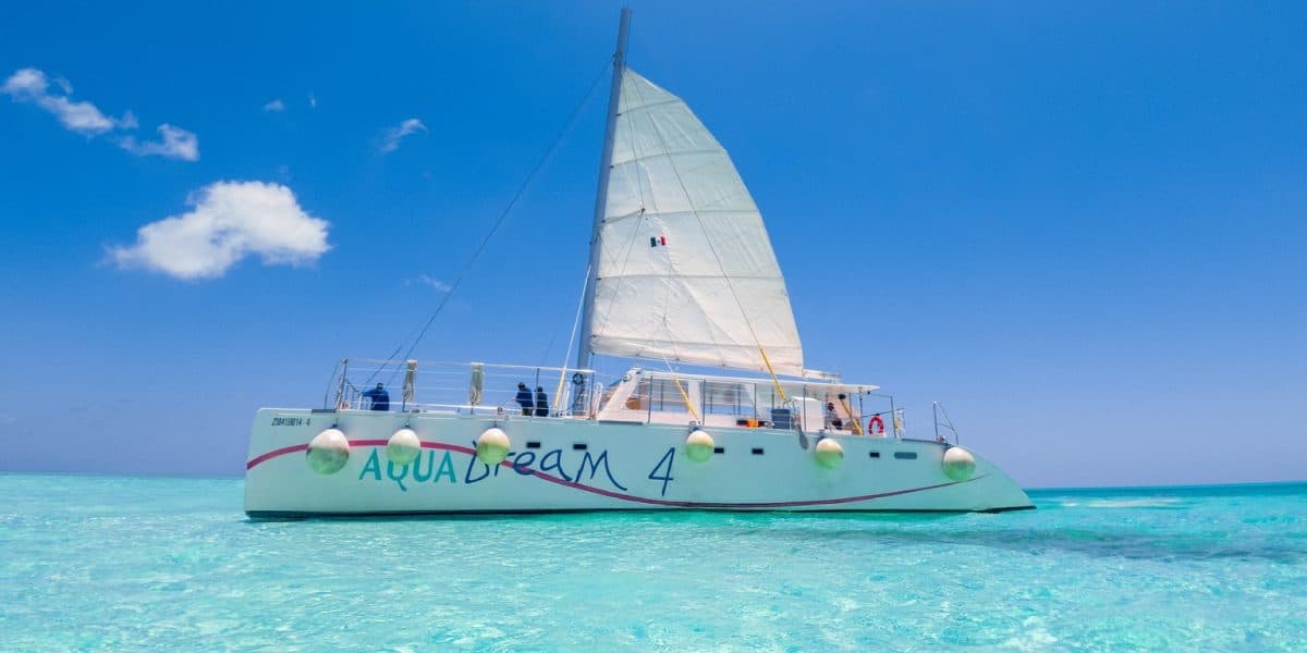 Catamaran Snorkeling to the Reefs and El Cielo + Kuzá Beach & Adventure Park — 1